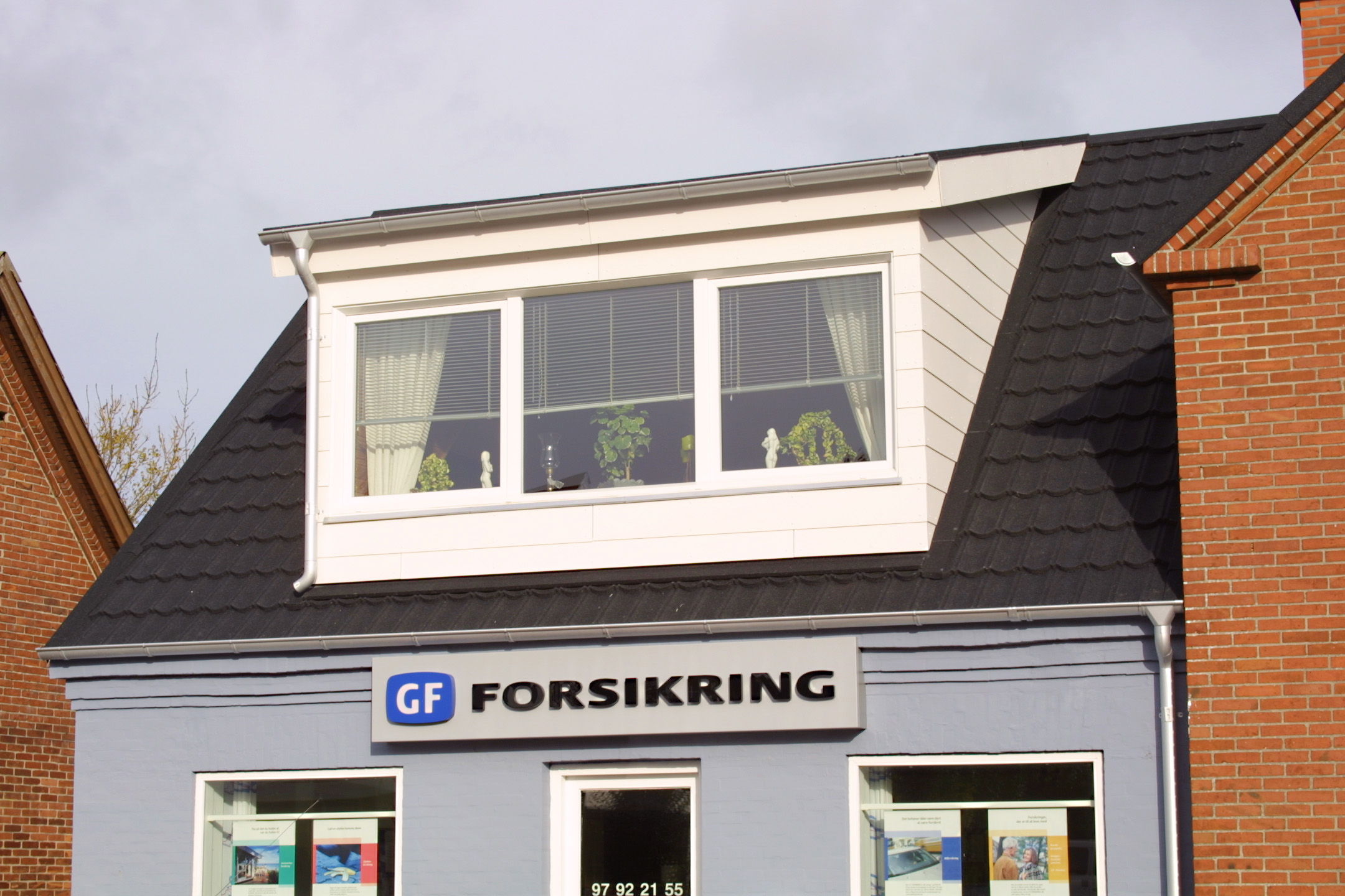 Kvistvindue på tag over GF Forsikring